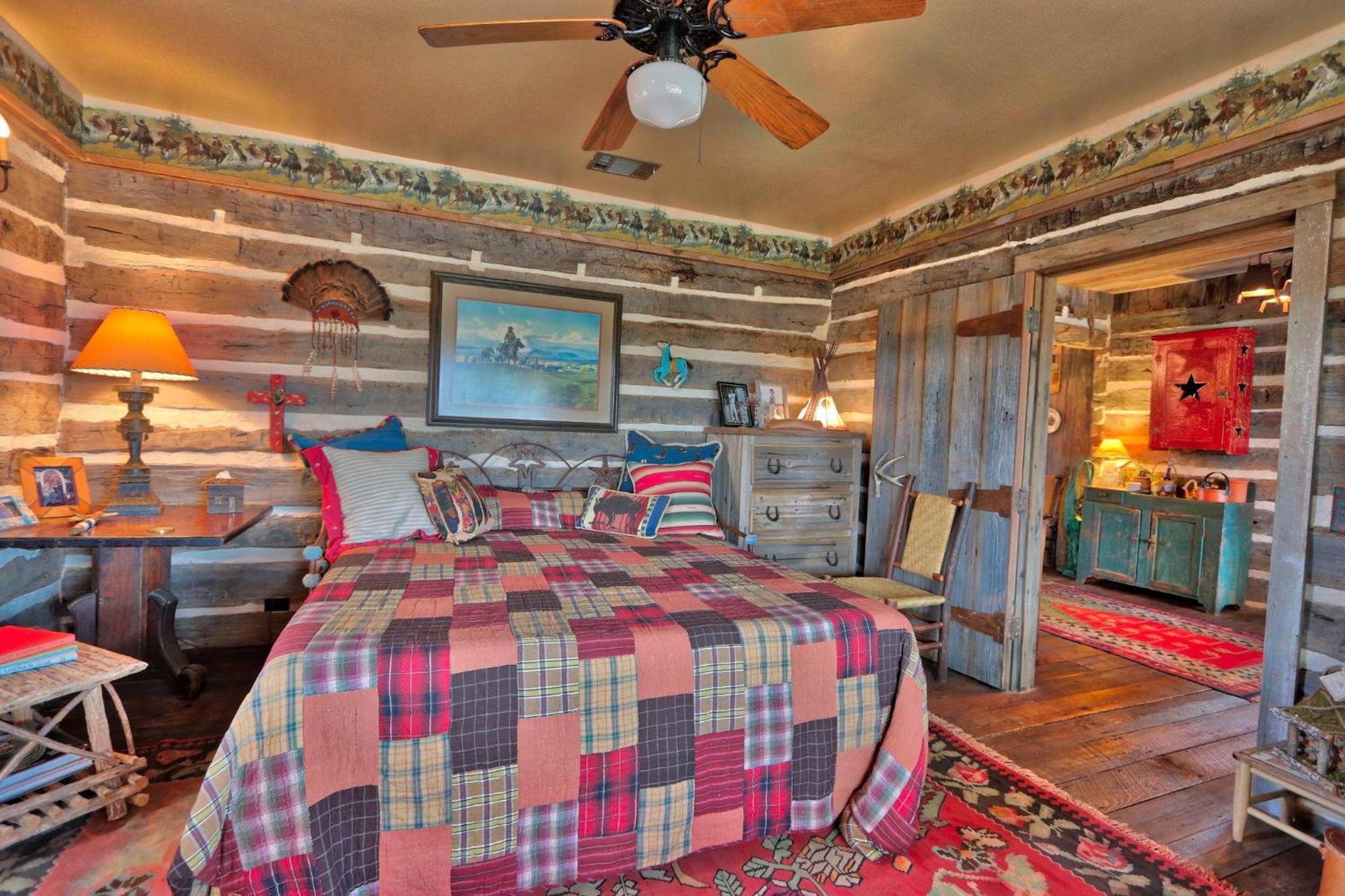 Log Cabin At Old Glory Ranch Wimberley Eksteriør bilde