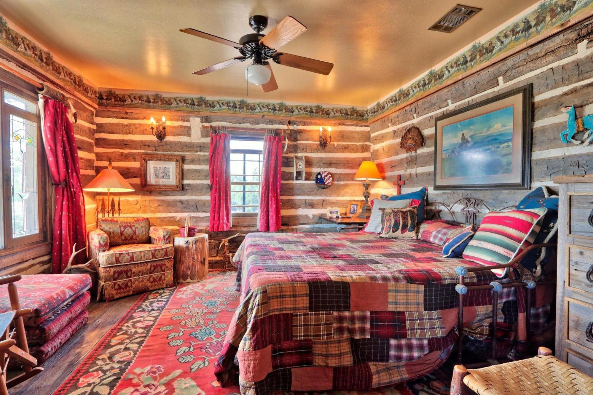 Log Cabin At Old Glory Ranch Wimberley Eksteriør bilde