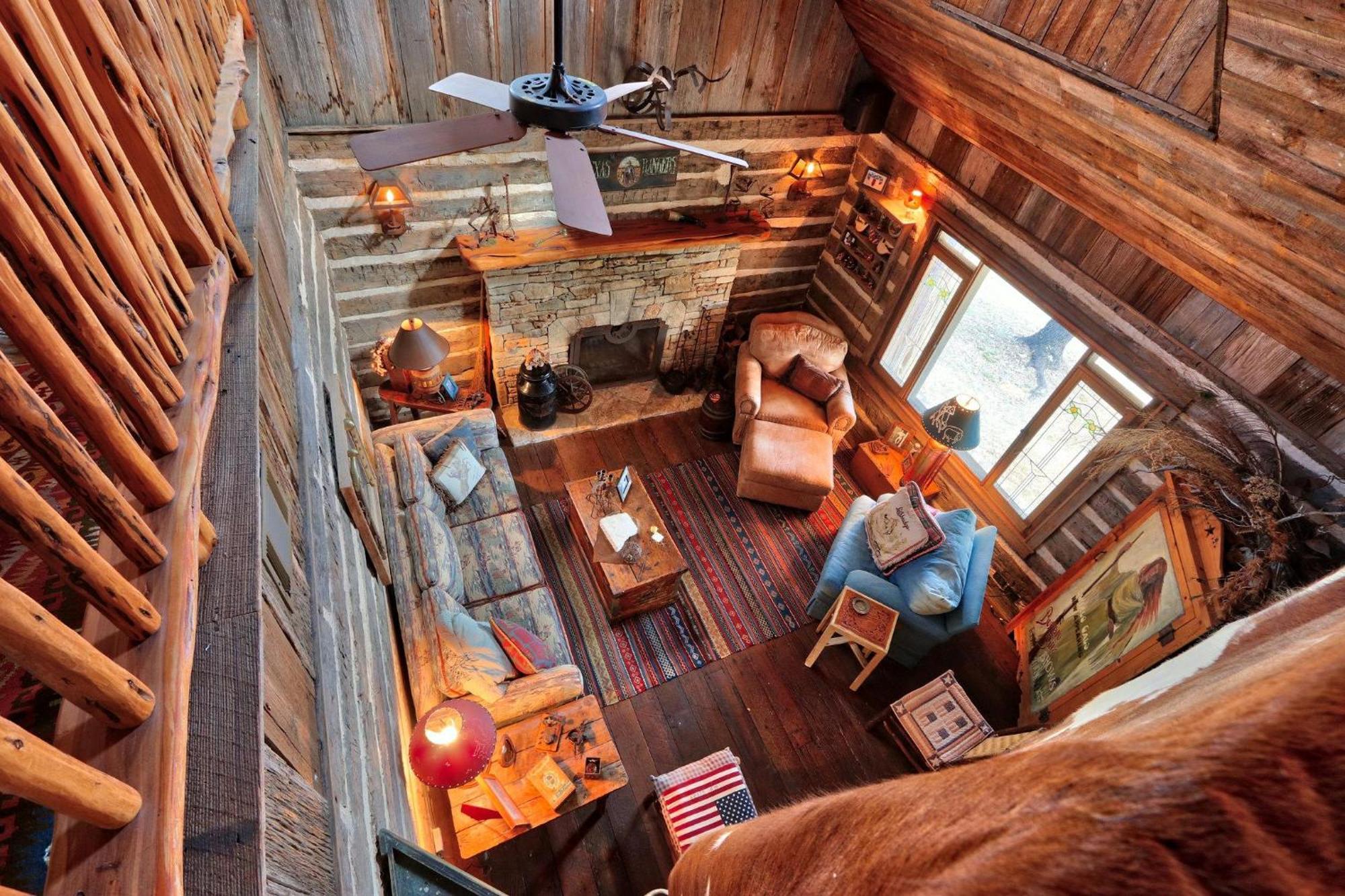 Log Cabin At Old Glory Ranch Wimberley Eksteriør bilde